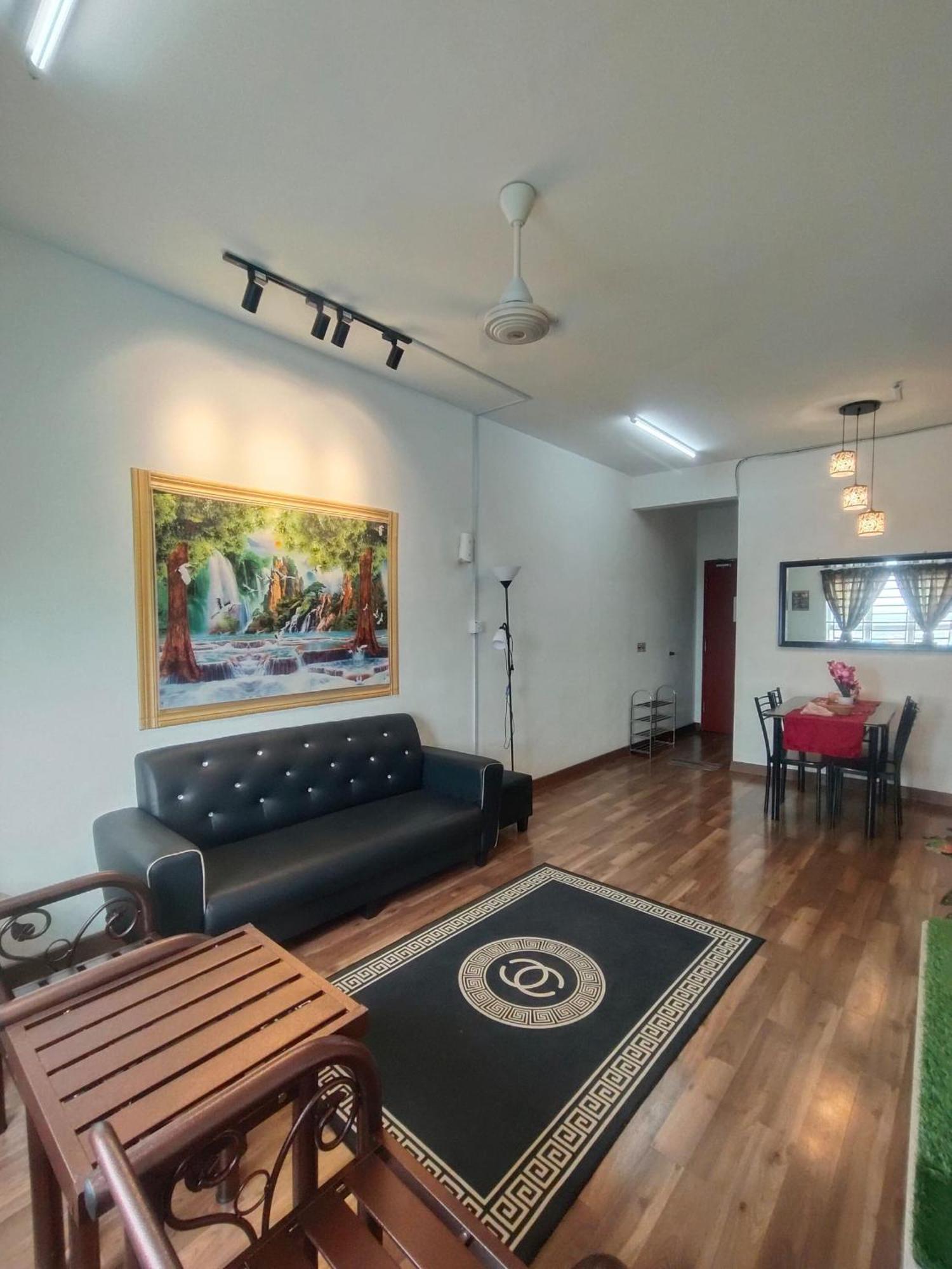 Anggerik Camelia Homestay Apartment Ladang Tok Pelam 瓜拉丁加奴 外观 照片