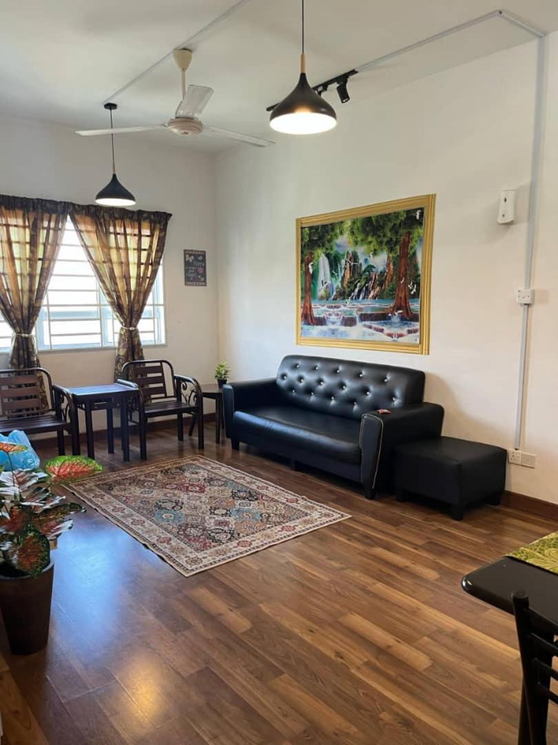 Anggerik Camelia Homestay Apartment Ladang Tok Pelam 瓜拉丁加奴 外观 照片